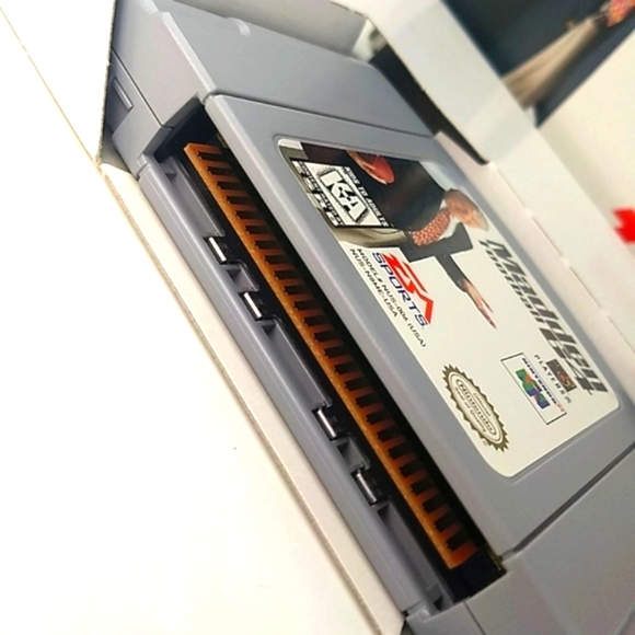 Madden Football 64, N64 Original Retail Box and All Original Manuals 1997 - Picture 8 of 17